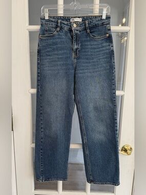 ZARA Women’s Medium Wash High Rise Relaxed Straight Leg Jeans Size 2